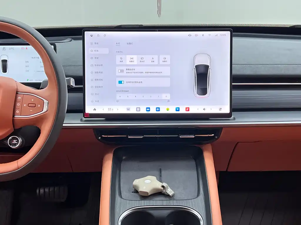Dongfeng Yipai eπ007 2025 BEV 565 AWD Max Pilot Edition 2025 - thumbnail 25