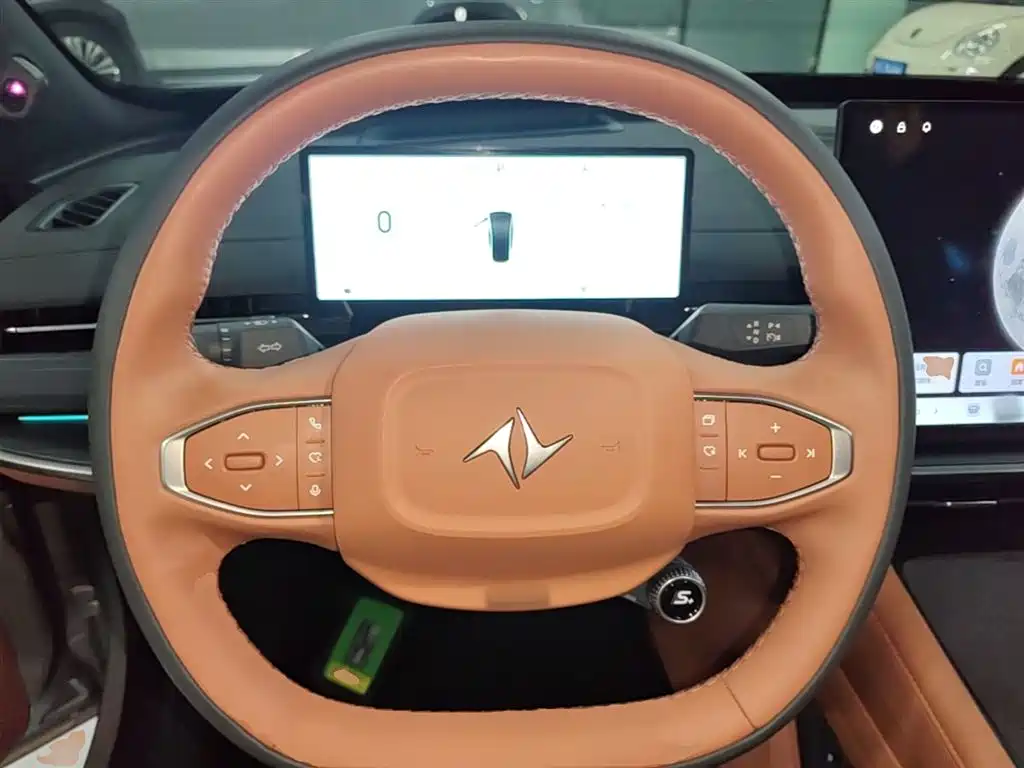 Dongfeng eπ eπ007 2025 BEV 565 AWD Max Navigation Edition 2025 - thumbnail 11