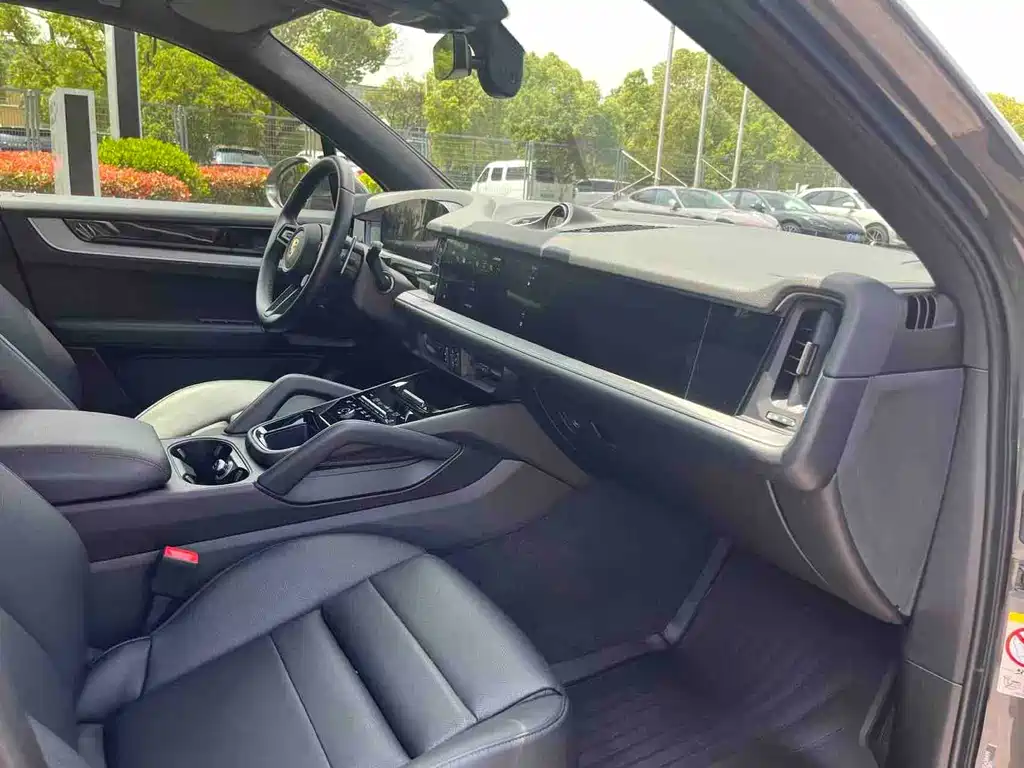 Porsche Porsche Cayenne 3.0T 2023 - thumbnail 7
