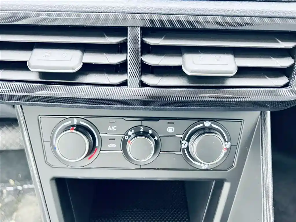 Volkswagen Lavida 2026 New锐 1.5L Outstanding New逸 Edition 2026 - thumbnail 19