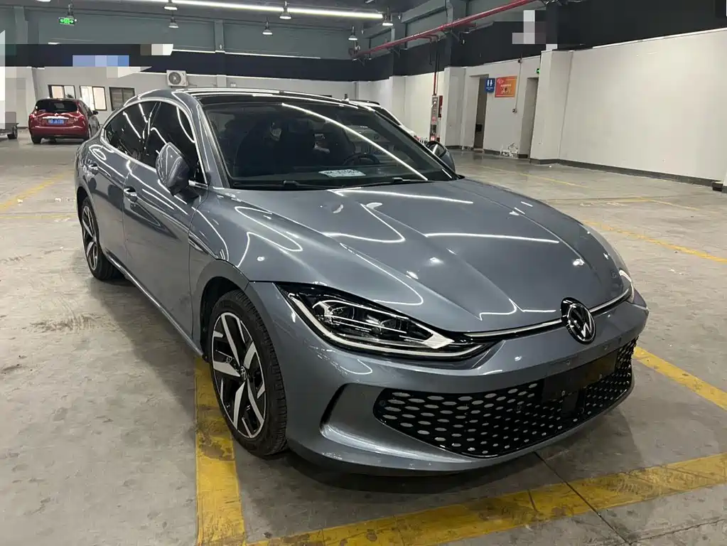 Volkswagen Lamando L 280TSI DSG Cool Spicy Edition 2022 - thumbnail 2