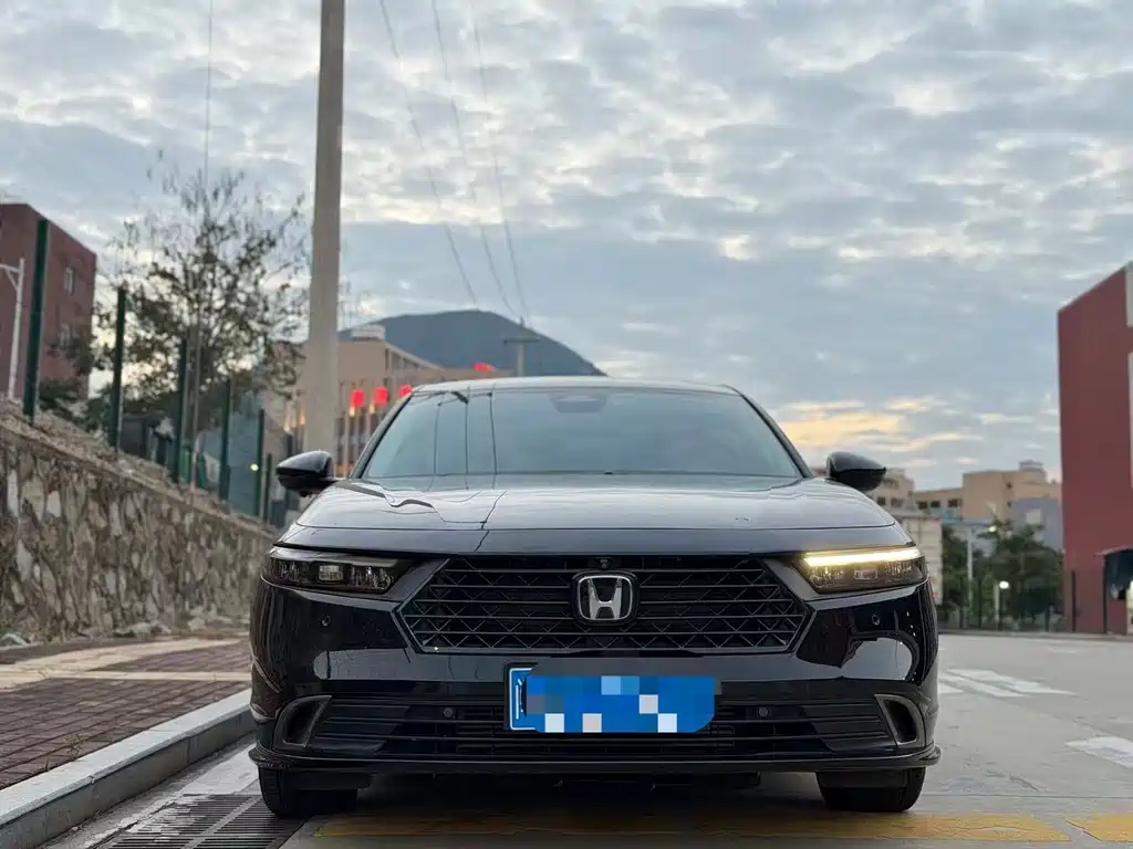 Honda Honda Accord 2023 260TURBO Excellence Edition 2024 - thumbnail 2