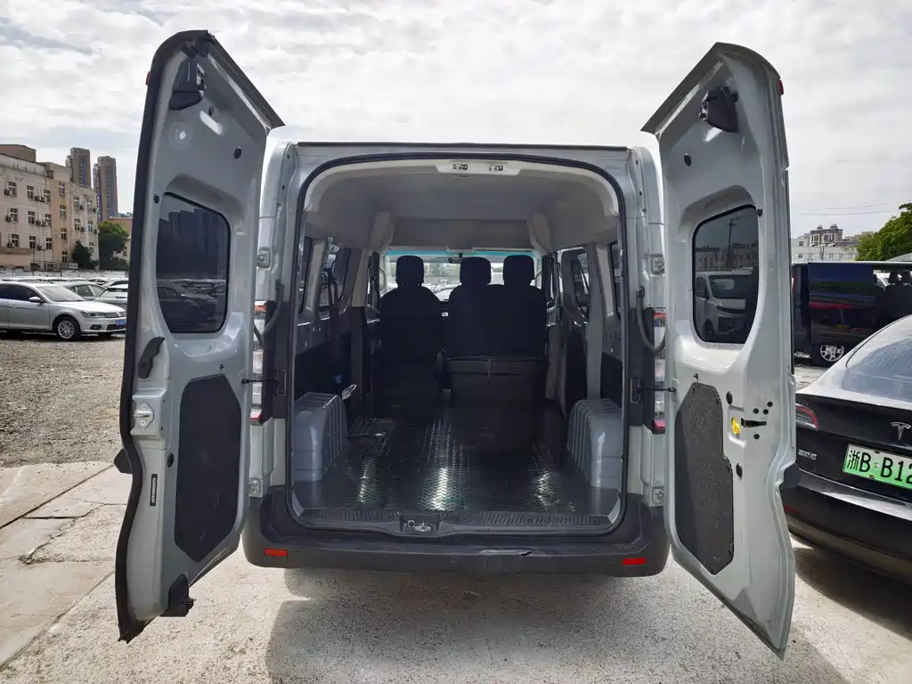 Farizon Farizon Super VAN 2025 Yucheng Edition Short Wheelbase Medium Roof 68kWh Zhixin 2025 - thumbnail 11