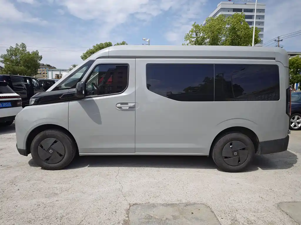 Farizon Farizon Super VAN 2025 Yucheng Edition Short Wheelbase Medium Roof 68kWh Zhixin 2025 - thumbnail 12