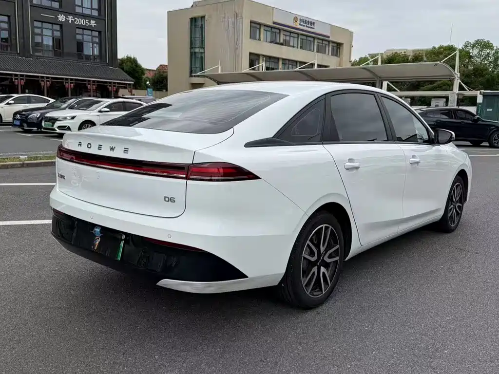 Roewe Roewe D6 2025 - thumbnail 14