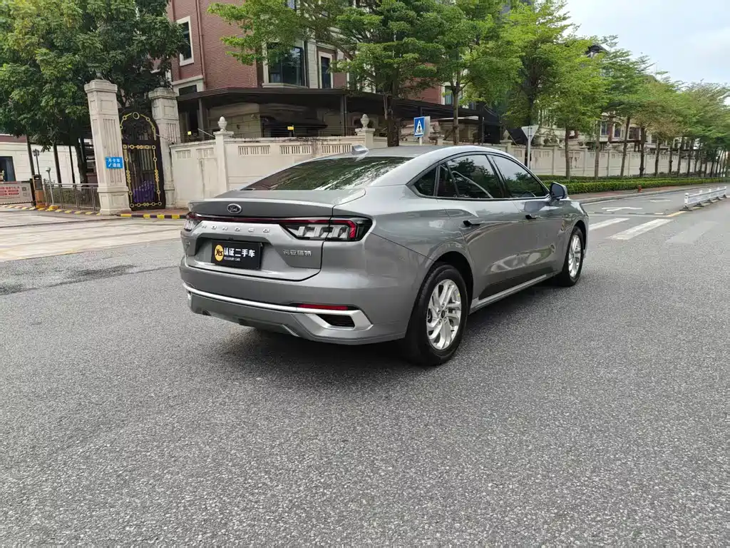 Ford Mondeo 2025 1.5T EcoBoost E-Hybrid Shuya 2024 - thumbnail 8