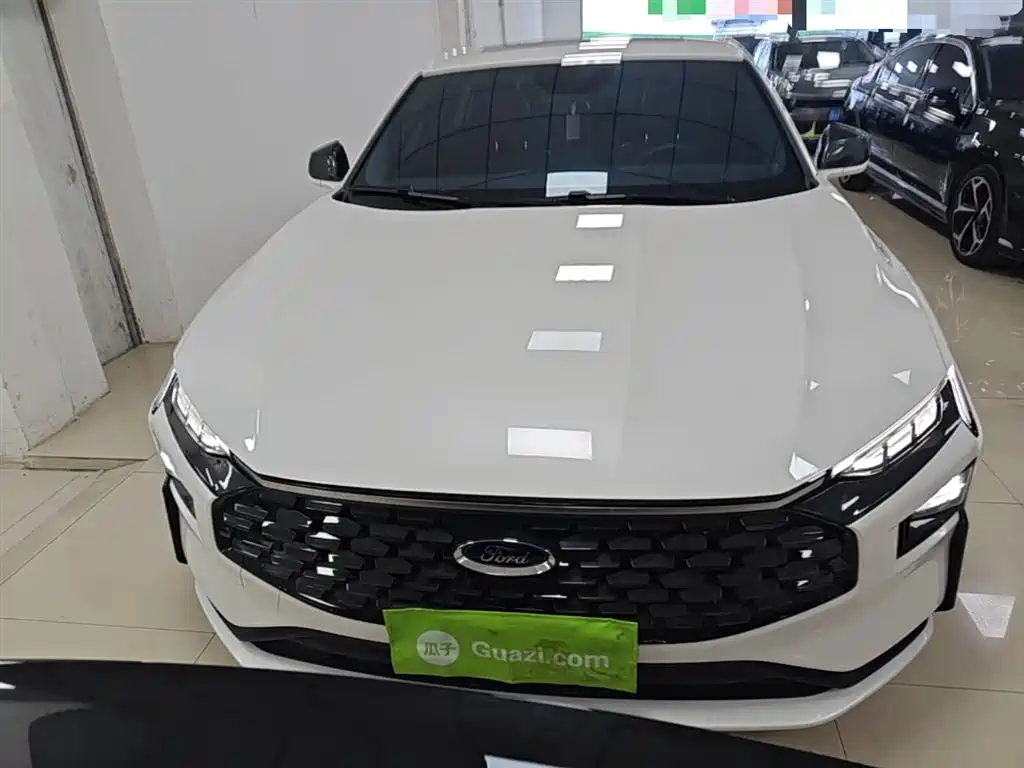 Ford Mondeo 2025 1.5T EcoBoost Shuya 2024 - thumbnail 3