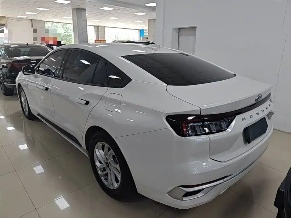 Ford Mondeo 2025 1.5T EcoBoost Shuya 2024 - thumbnail 5