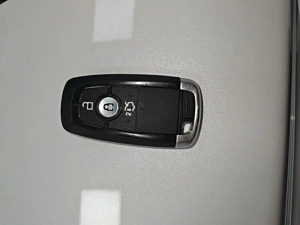 Ford Mondeo 2025 1.5T EcoBoost Shuya 2024 - thumbnail 9