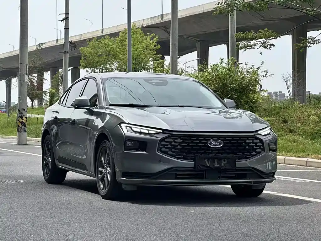 Ford Mondeo 2.0T EcoBoost 2025 - thumbnail 5