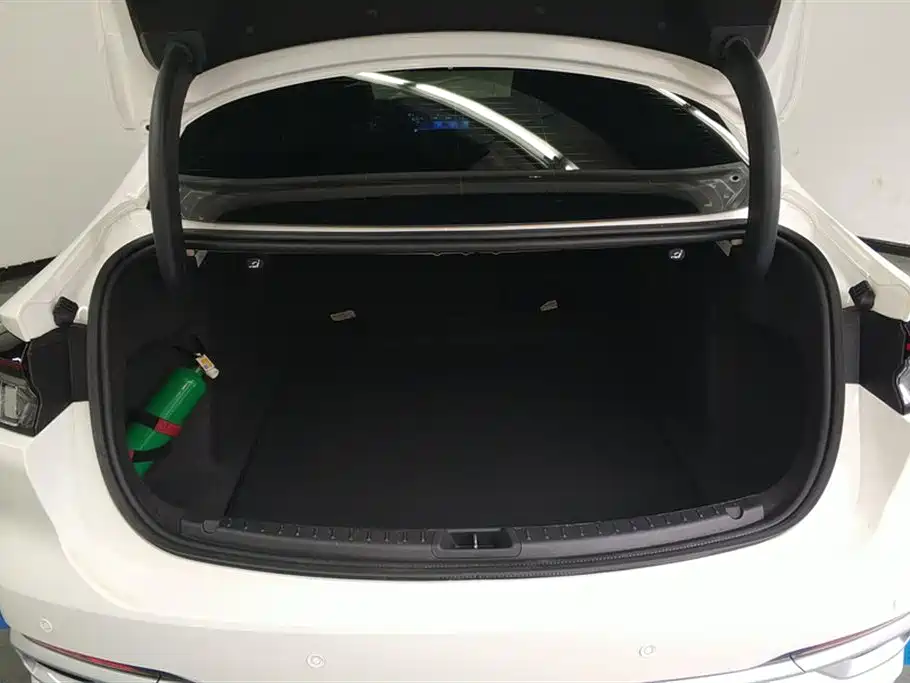 Ford Mondeo 2025 1.5T EcoBoost Shuya 2025 - thumbnail 4