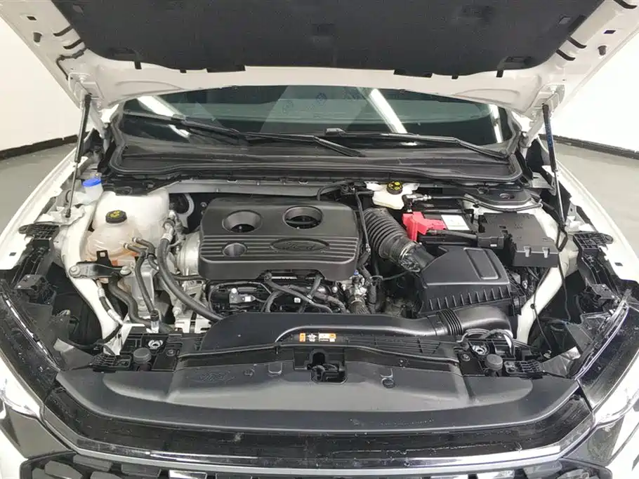 Ford Mondeo 2025 1.5T EcoBoost Shuya 2025 - thumbnail 10