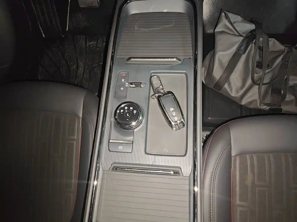 Ford Mondeo 2025 1.5T EcoBoost Shuya 2025 - thumbnail 14