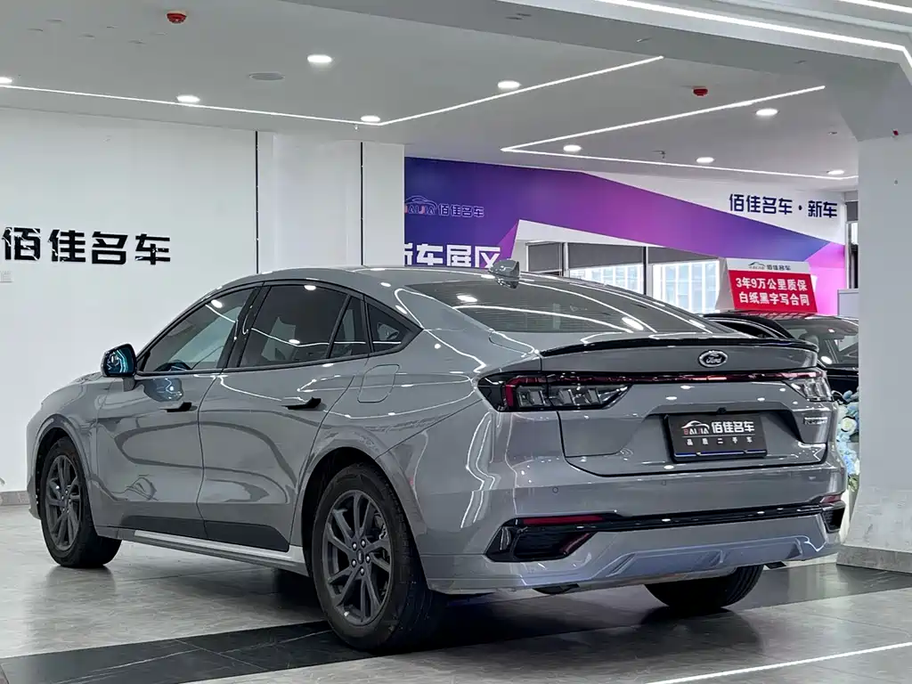 Ford Mondeo 2025 2.0T EcoBoost Luxury 2024 - thumbnail 7