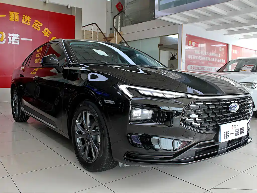 Ford Mondeo 2025 1.5T EcoBoost Luxury 2025 - thumbnail 14