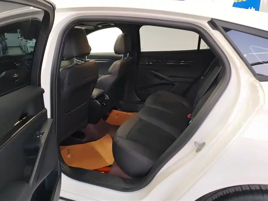 Ford Ford Mondeo 2025 1.5T EcoBoost Comfort 2025 - thumbnail 11