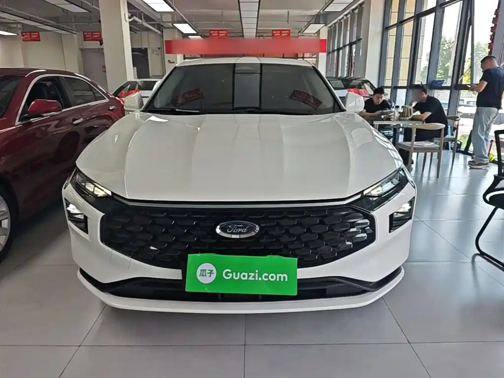 Ford Ford Mondeo 2025 2.0T EcoBoost Luxury 2025 - thumbnail 3