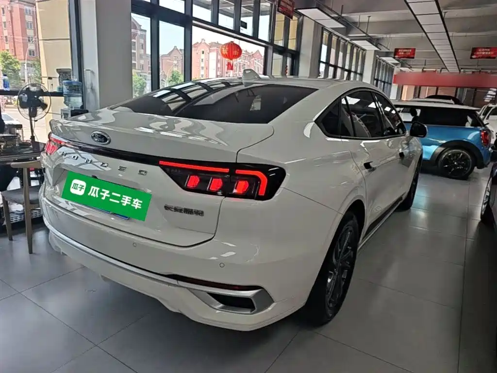 Ford Ford Mondeo 2025 2.0T EcoBoost Luxury 2025 - thumbnail 7