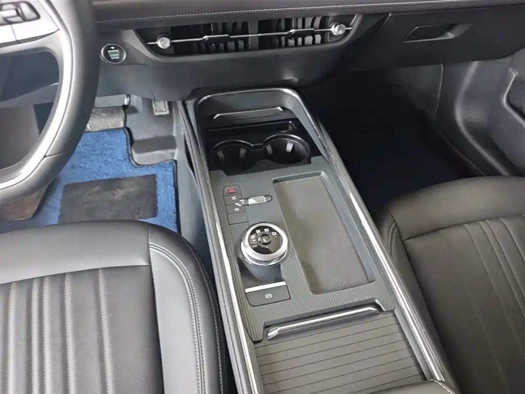 Ford Ford Mondeo 2025 2.0T EcoBoost Luxury 2025 - thumbnail 14