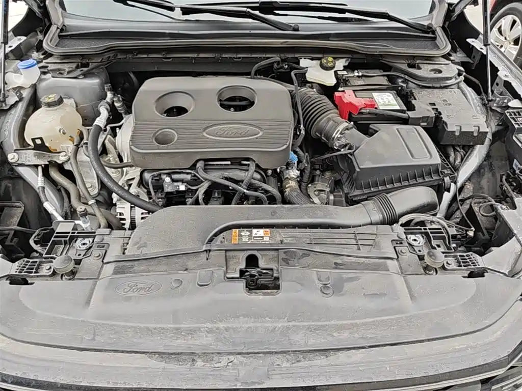 Ford Ford Mondeo 2025 1.5T EcoBoost Luxury Model 2025 - thumbnail 20