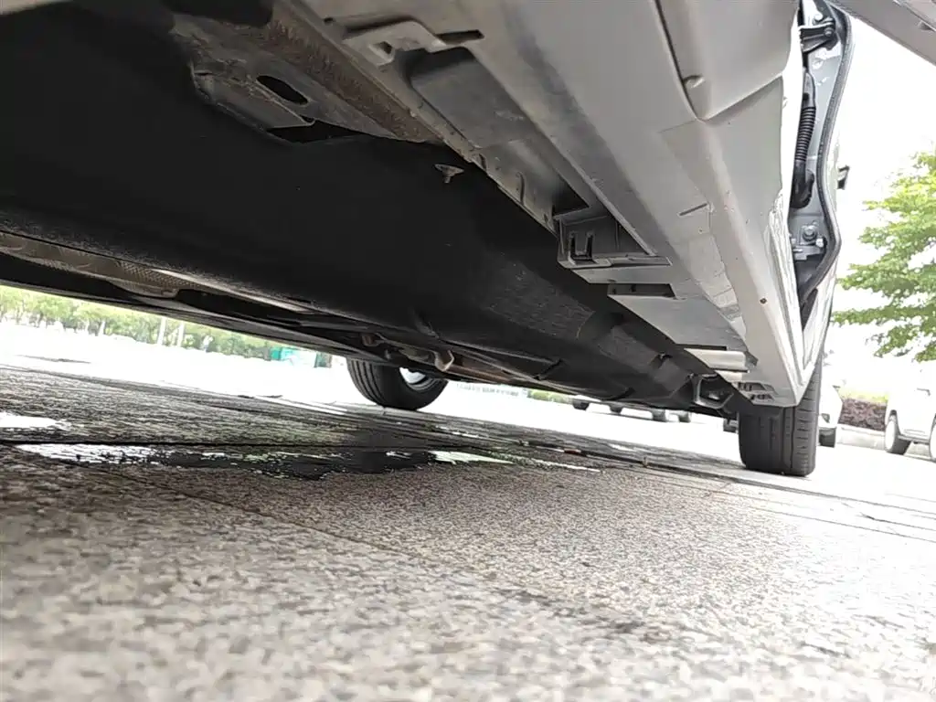 Ford Ford Mondeo 2025 1.5T EcoBoost Luxury Model 2025 - thumbnail 22