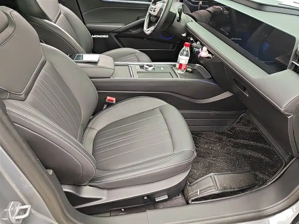 Ford Ford Mondeo 2025 1.5T EcoBoost Luxury Model 2025 - thumbnail 25