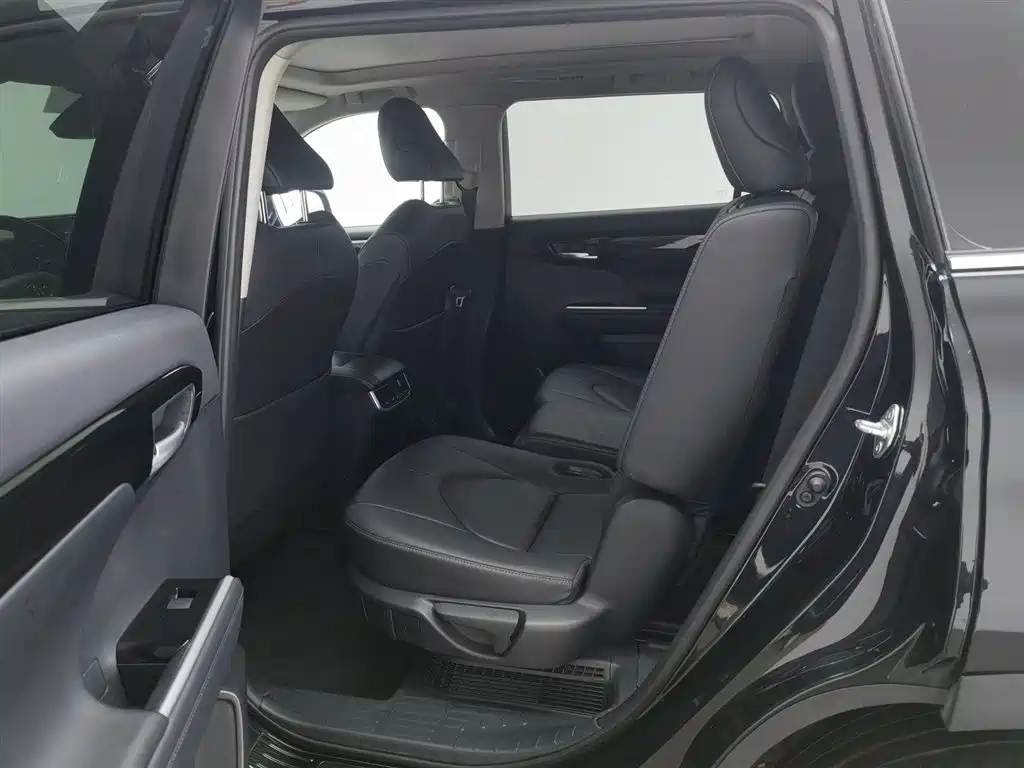 Toyota Highlander 2023 2.5L Hybrid AWD Premium 7-Seater 2024 - thumbnail 15