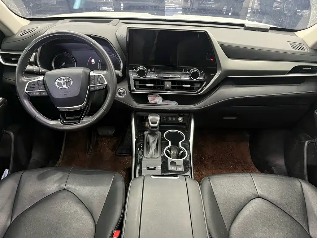 Toyota Toyota Highlander 2023 2.5L HEV AWD Prestige 7-Seater 2024 - thumbnail 5