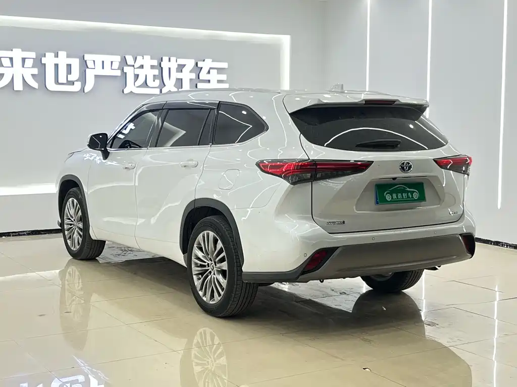 Toyota Toyota Highlander 2023 2.5L HEV AWD Prestige 7-Seater 2024 - thumbnail 9