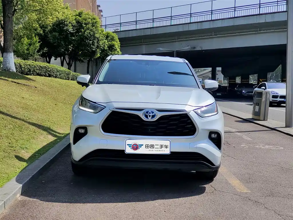 Toyota Highlander 2023 2.5L Hybrid AWD Elite Edition 7-Seater 2023 - thumbnail 2