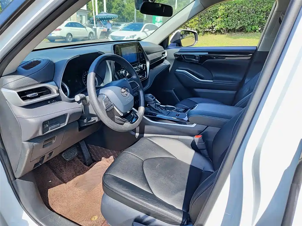 Toyota Highlander 2023 2.5L Hybrid AWD Elite Edition 7-Seater 2023 - thumbnail 7