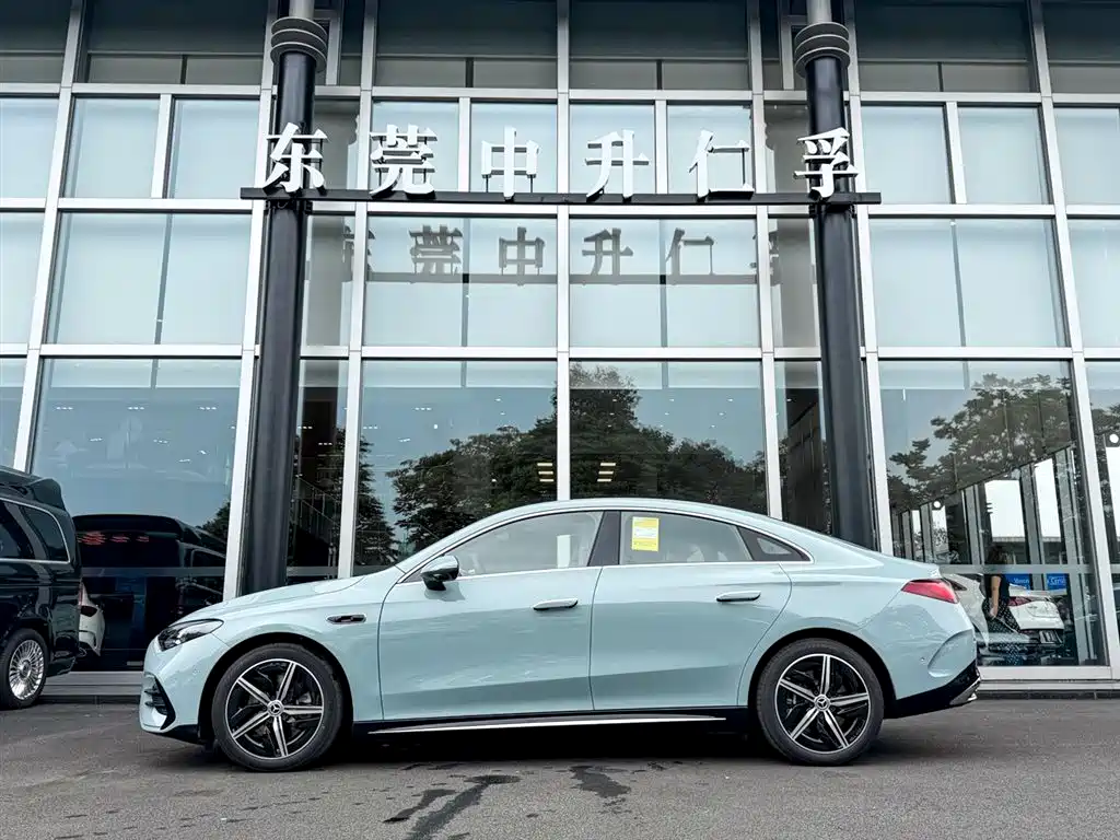 Mercedes-Benz Mercedes-Benz CLA NEV 2025 300L Long Range Leading Smart Edition 2025 - thumbnail 2
