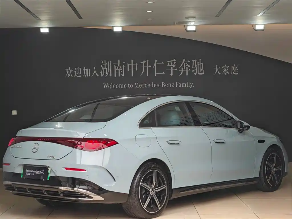 Mercedes-Benz Mercedes-Benz CLA 300L EV 2025 - thumbnail 3