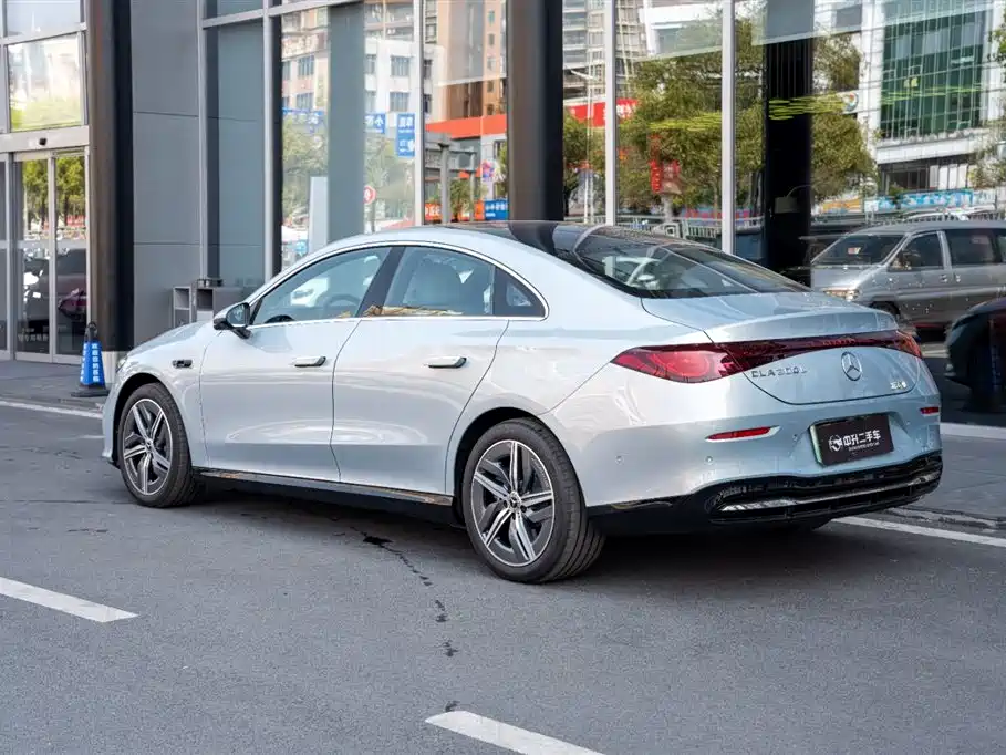 Mercedes-Benz Mercedes-Benz CLA 300L EV 2025 - thumbnail 5