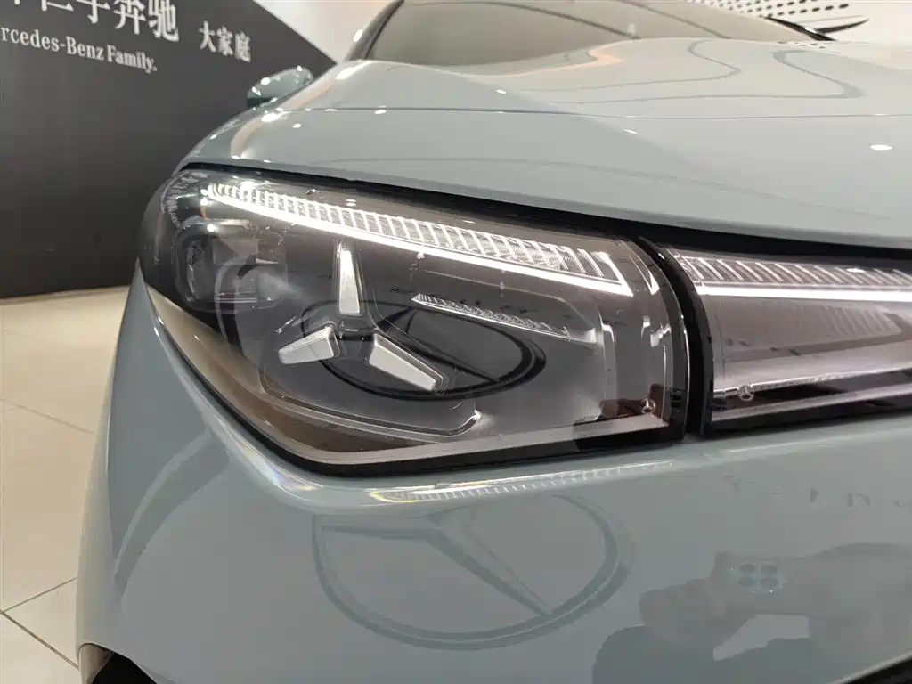 Mercedes-Benz Mercedes-Benz CLA 300L EV 2025 - thumbnail 4