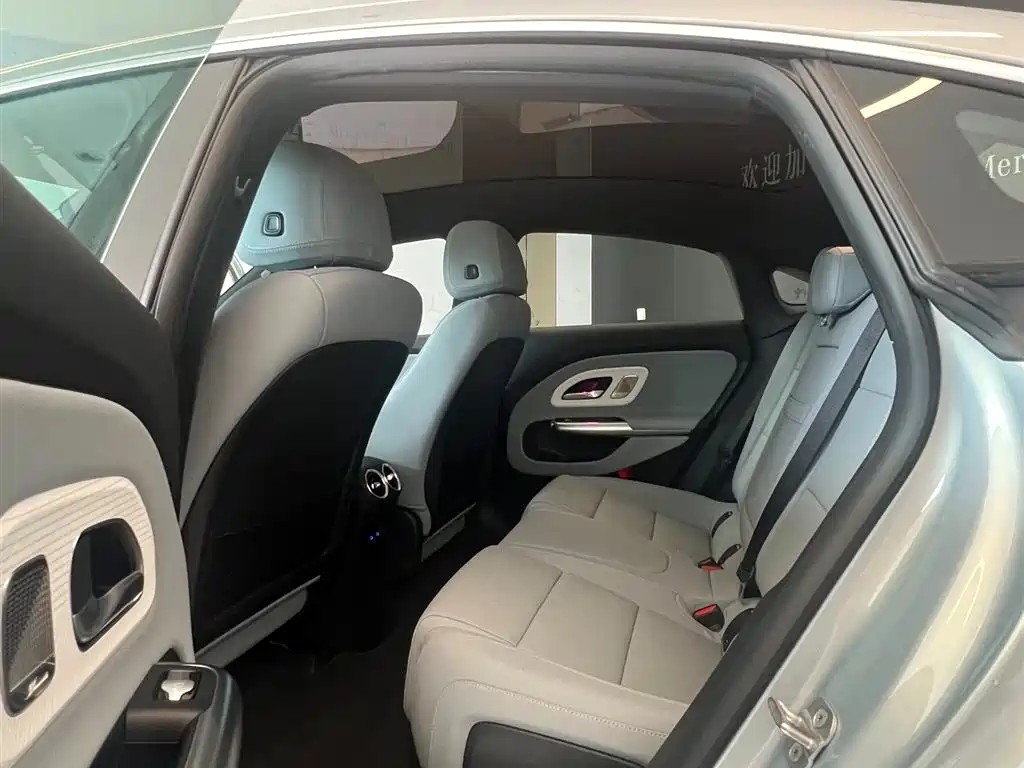 Mercedes-Benz Mercedes-Benz CLA 300L EV 2025 - thumbnail 6