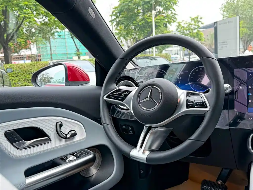 Mercedes-Benz Mercedes-Benz CLA 300L Long Range Leading Intelligence Edition 2025 - thumbnail 9