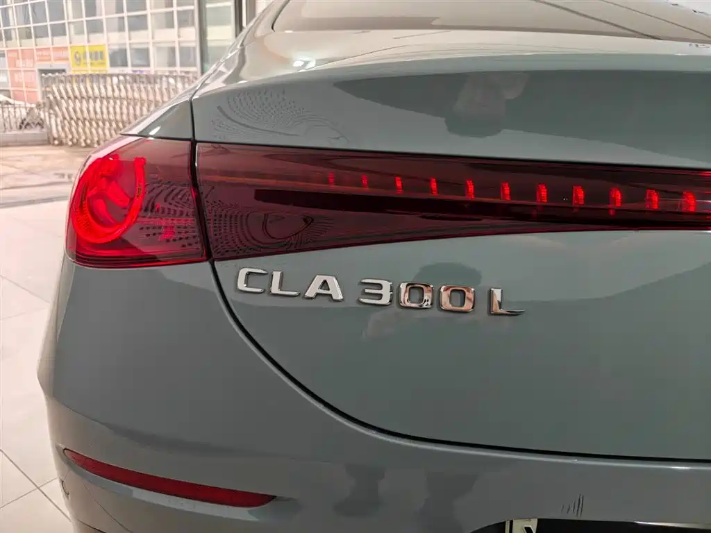 Mercedes-Benz Mercedes-Benz CLA 300L EV 2025 - thumbnail 12