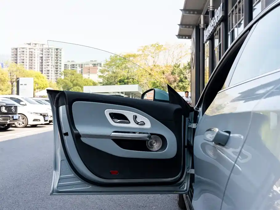 Mercedes-Benz Mercedes-Benz CLA 300L EV 2025 - thumbnail 19