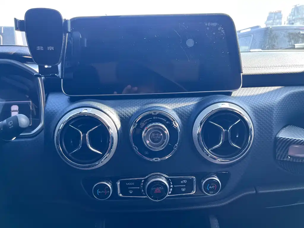 Beijing Off-Road Beijing Off-Road BJ40 2.0D Automatic 4WD Blade Hero Pioneer 2024 - thumbnail 15