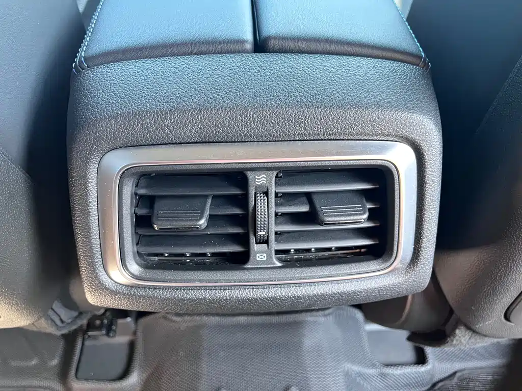 Beijing Off-Road Beijing Off-Road BJ40 2.0D Automatic 4WD Blade Hero Pioneer 2024 - thumbnail 17