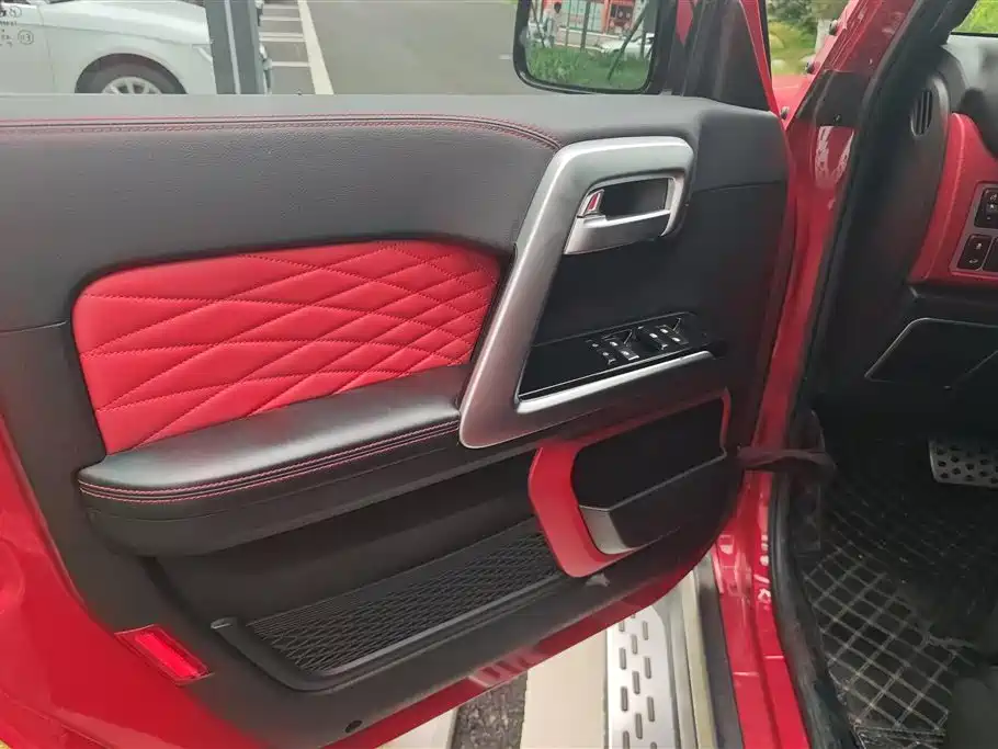 Beijing Off-Road BAIC BJ40 2023 2.0T Automatic 4WD Urban Hunter Edition Xiake Model 2024 - thumbnail 7