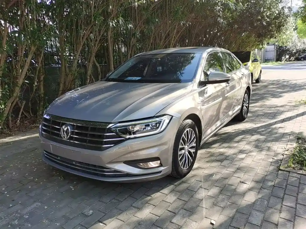 Volkswagen Sagitar 200TSI DSG Comfort Intelligent Connectivity Edition 2021 - thumbnail 2