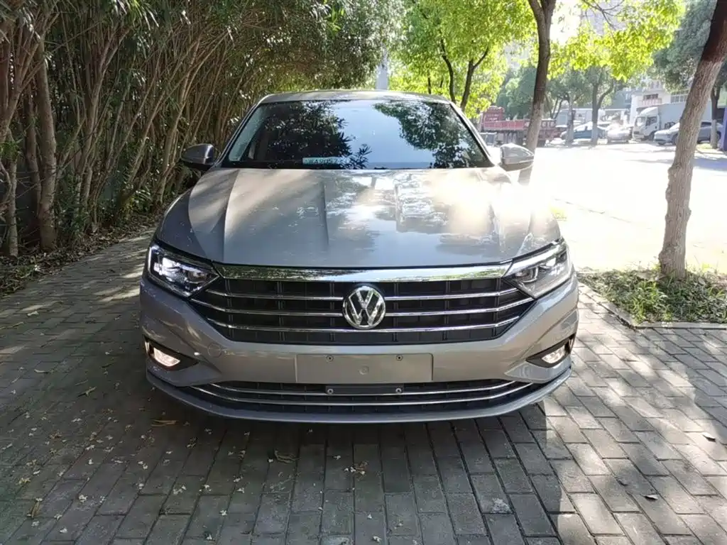 Volkswagen Sagitar 200TSI DSG Comfort Intelligent Connectivity Edition 2021 - thumbnail 3