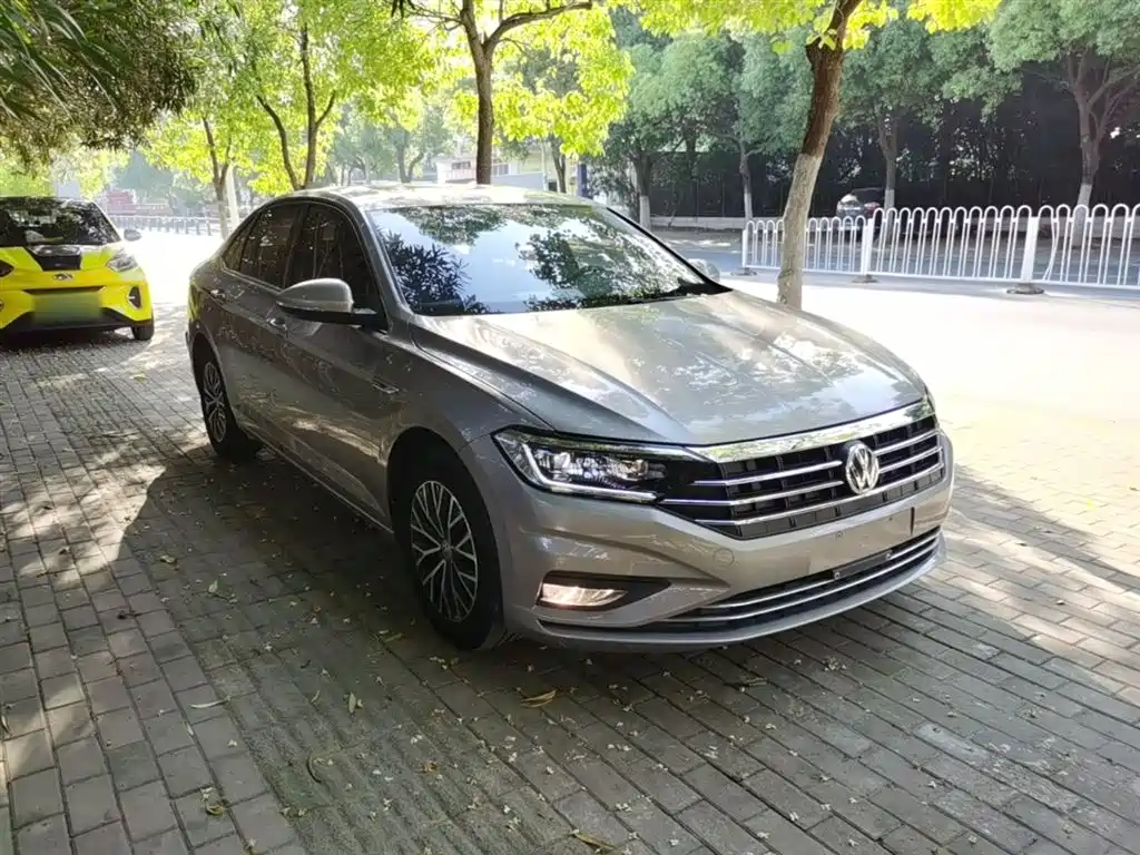 Volkswagen Sagitar 200TSI DSG Comfort Intelligent Connectivity Edition 2021 - thumbnail 4
