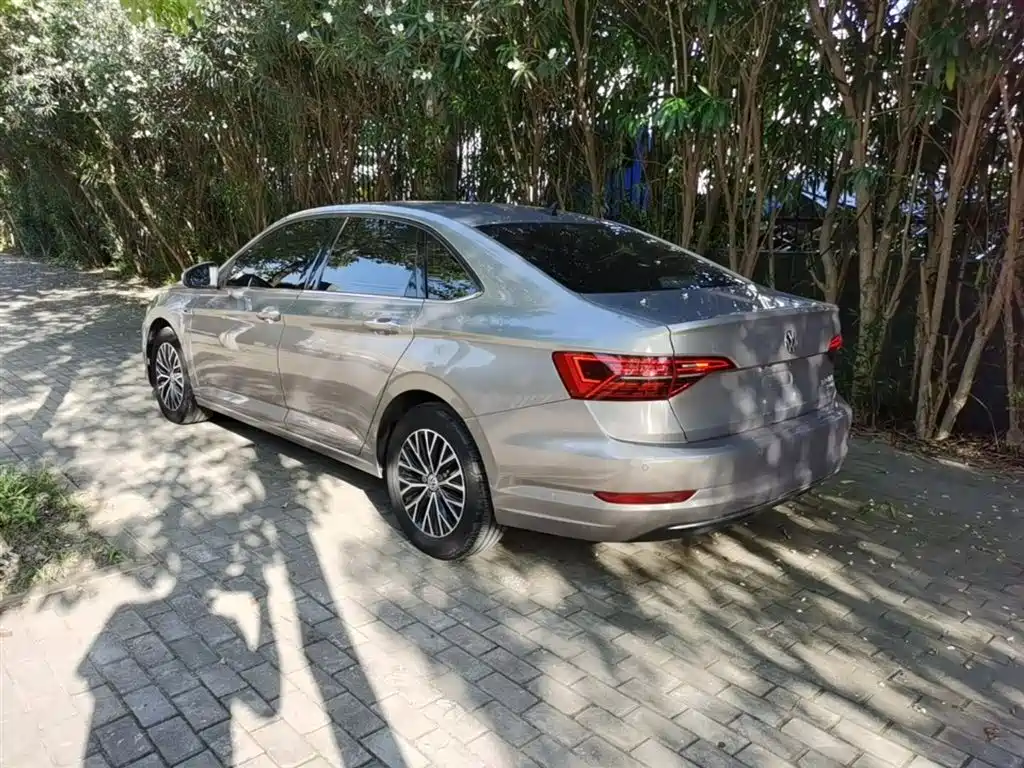 Volkswagen Sagitar 200TSI DSG Comfort Intelligent Connectivity Edition 2021 - thumbnail 5