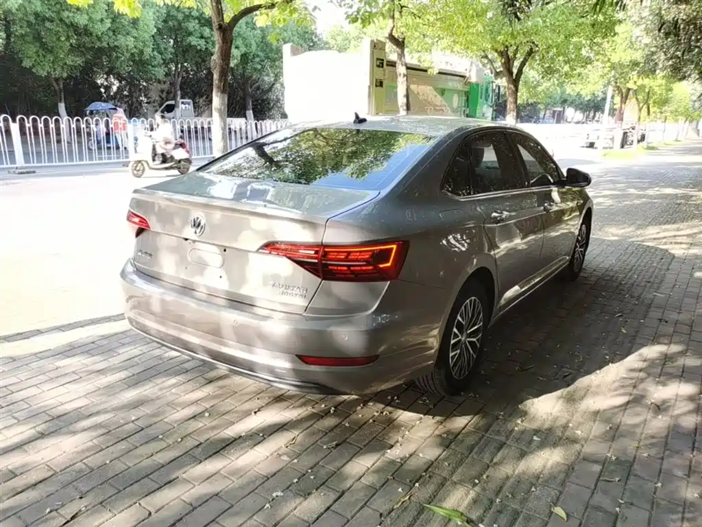 Volkswagen Sagitar 200TSI DSG Comfort Intelligent Connectivity Edition 2021 - thumbnail 7