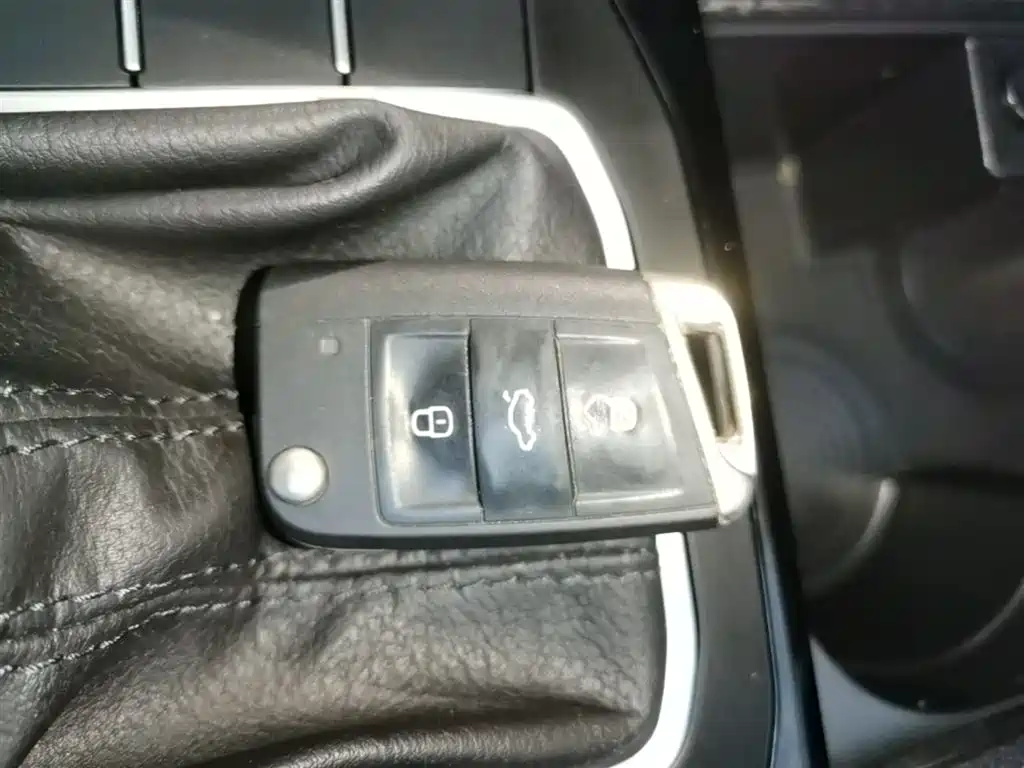 Volkswagen Sagitar 200TSI DSG Comfort Intelligent Connectivity Edition 2021 - thumbnail 9