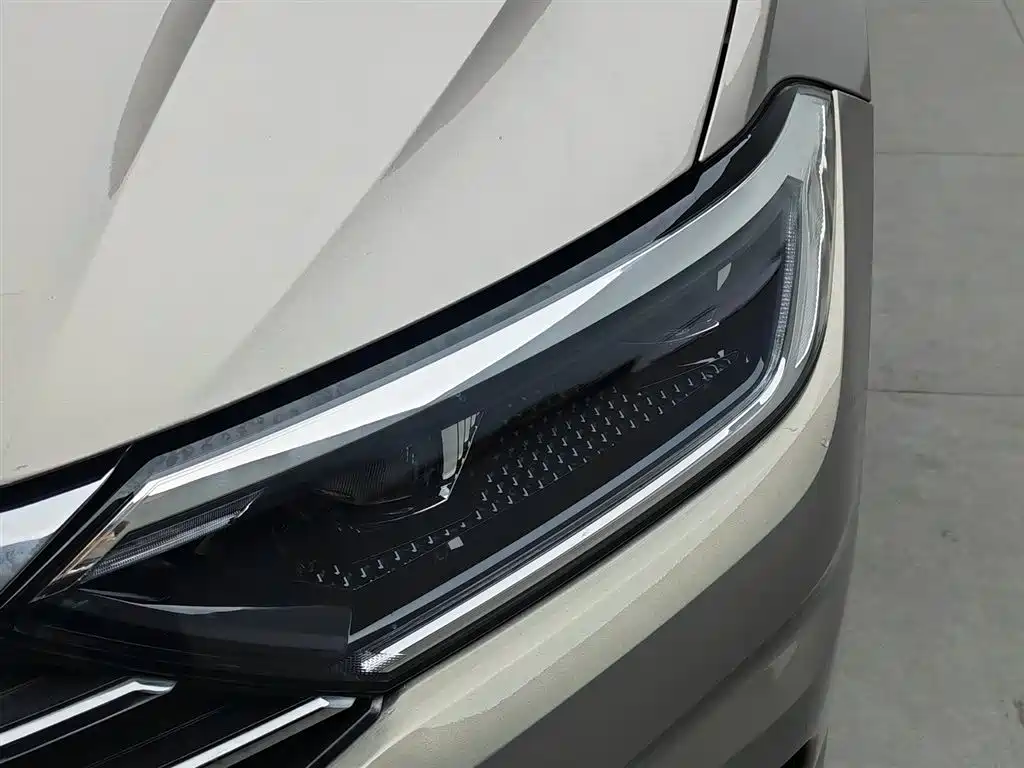 Volkswagen Sagitar 280TSI DSG Comfort Intelligent Connectivity Edition 2021 - thumbnail 7