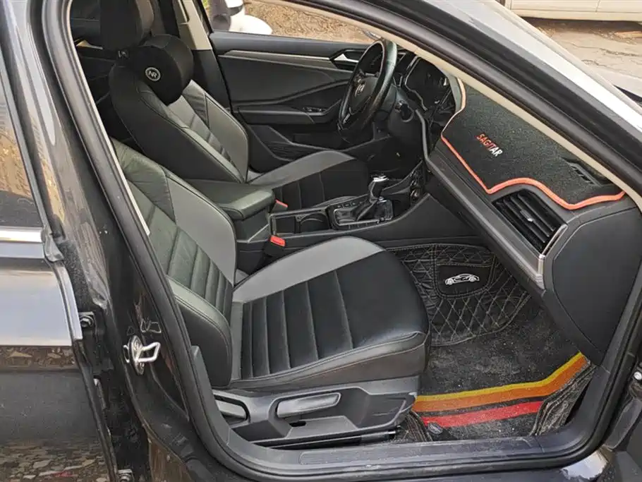 Volkswagen Sagitar 2021 200TSI DSG Comfort Smart Connect Edition 2021 - thumbnail 8